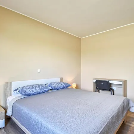 בית נופש 5 Bedroom In