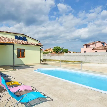 5 Bedroom In