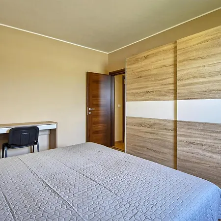 5 Bedroom In Galižana